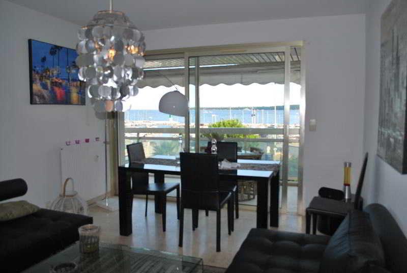 Marazur Apartments Кан Екстериор снимка
