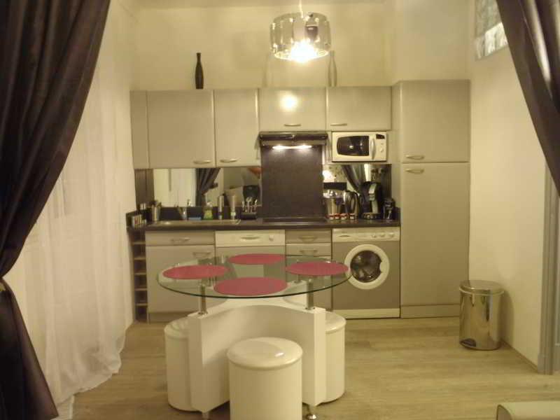 Marazur Apartments Кан Екстериор снимка