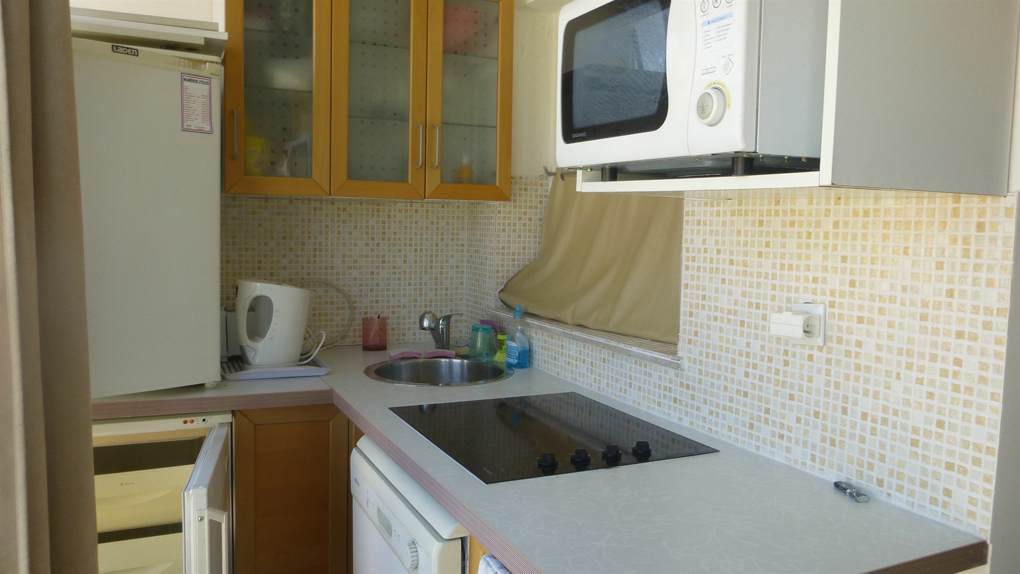 Marazur Apartments Кан Екстериор снимка